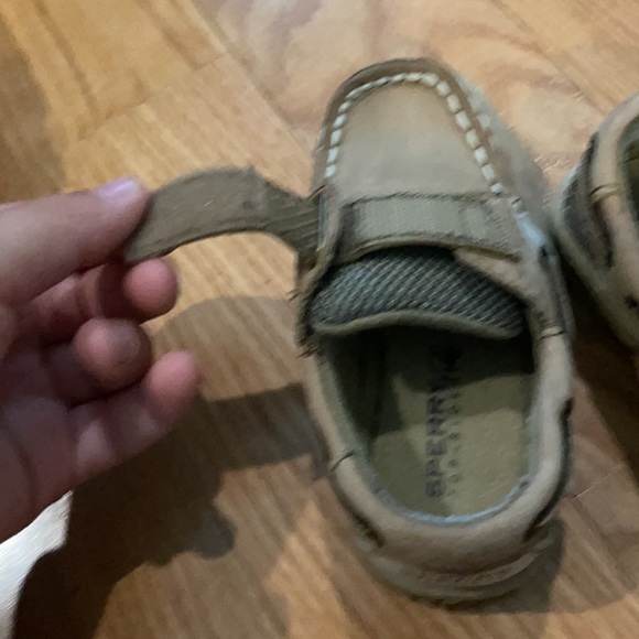 Kids Sperry top sider Velcro closure size 6 - Picture 3 of 6